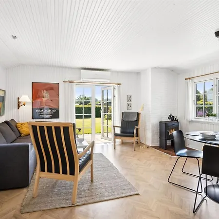 בית נופש Thomas - 120m From The Sea By Interhome *