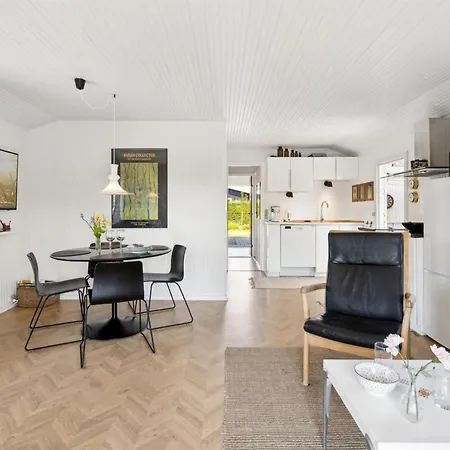 בית נופש Thomas - 120m From The Sea By Interhome *